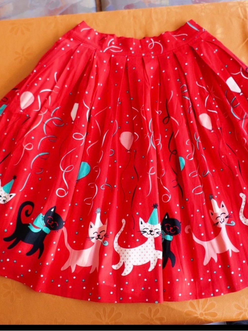 Banned Apparel Dancing Days Red Party Cat Swing Skirt S - Picture 2 of 3